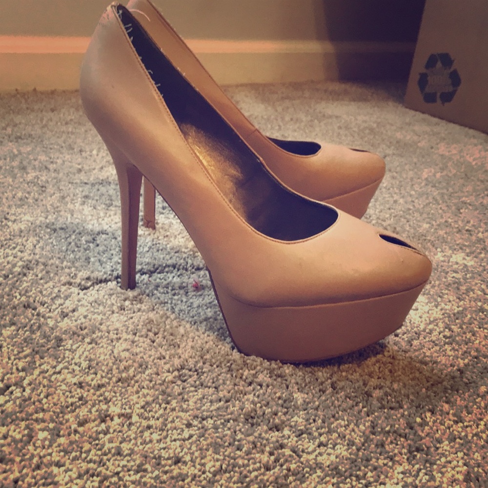 Sam Edelman pumps